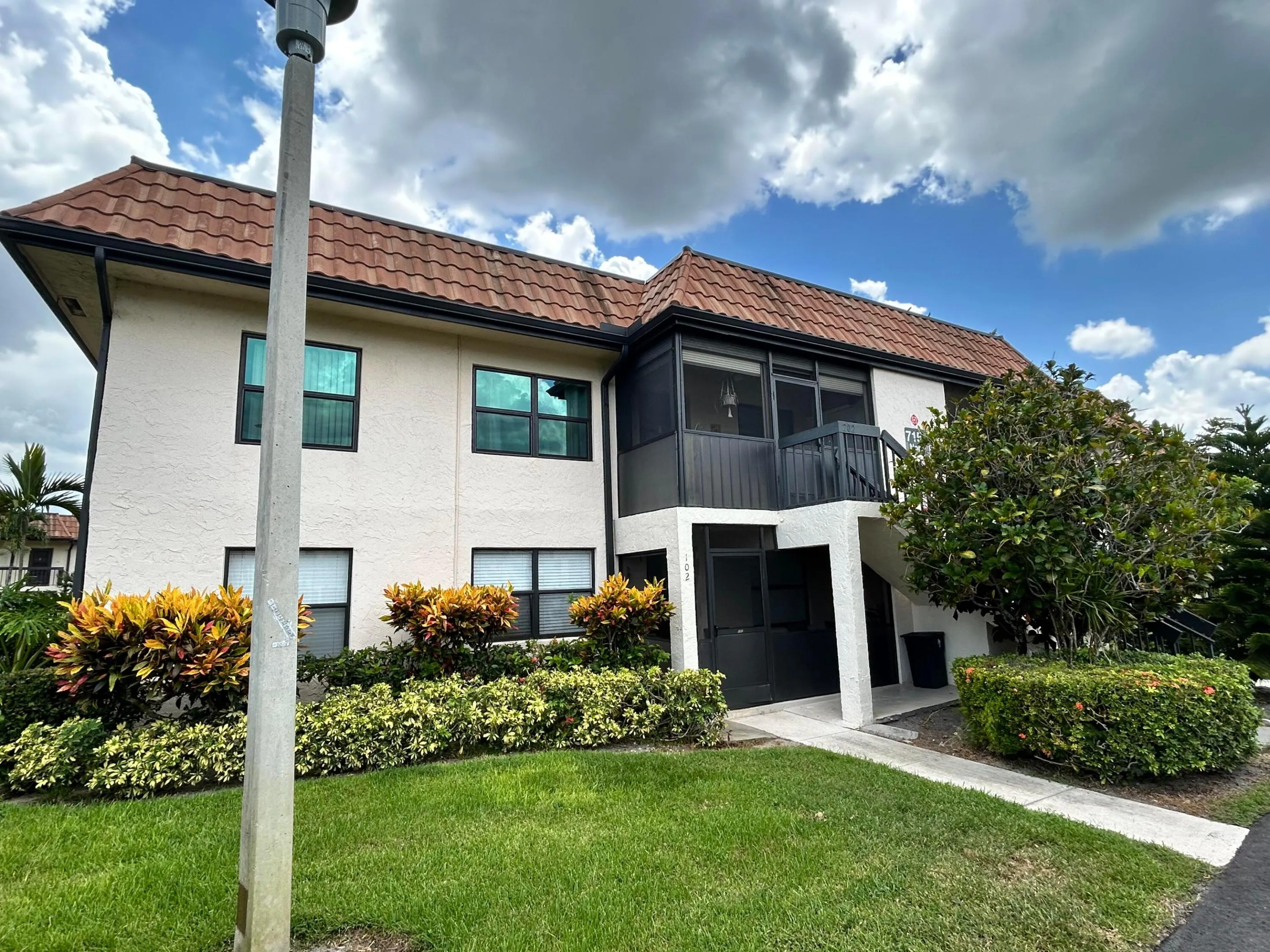 Exterior condo