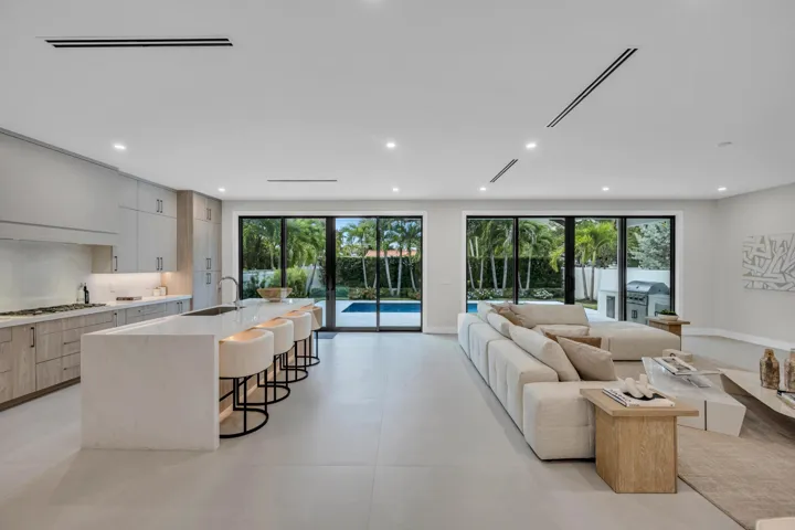 1625 SE 1ST, FORT LAUDERDALE--13