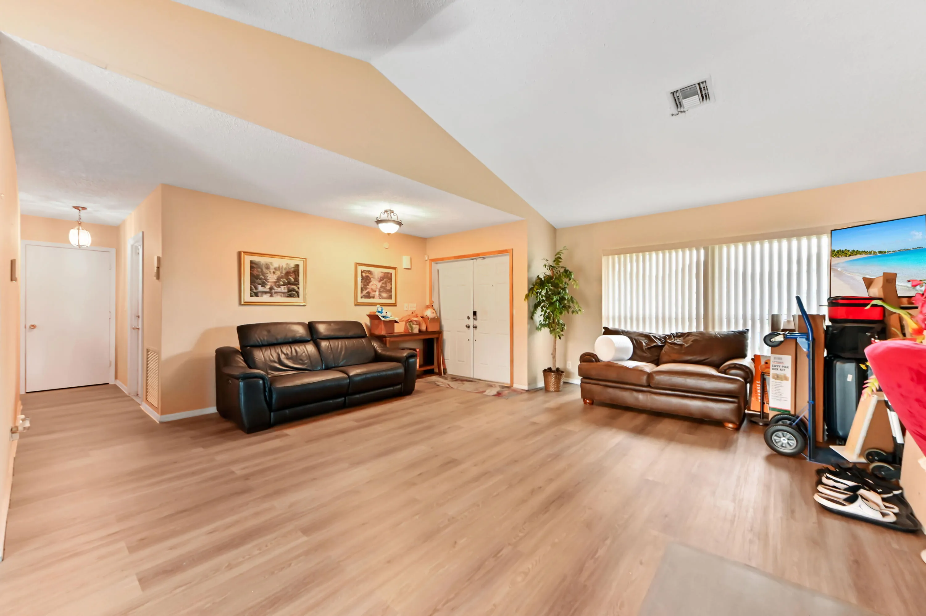 18 bedroom 03