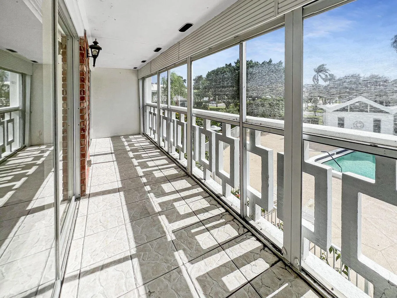 14- 331 Tequesta Dr 216