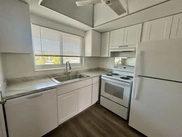 6- 331 Tequesta Dr 216