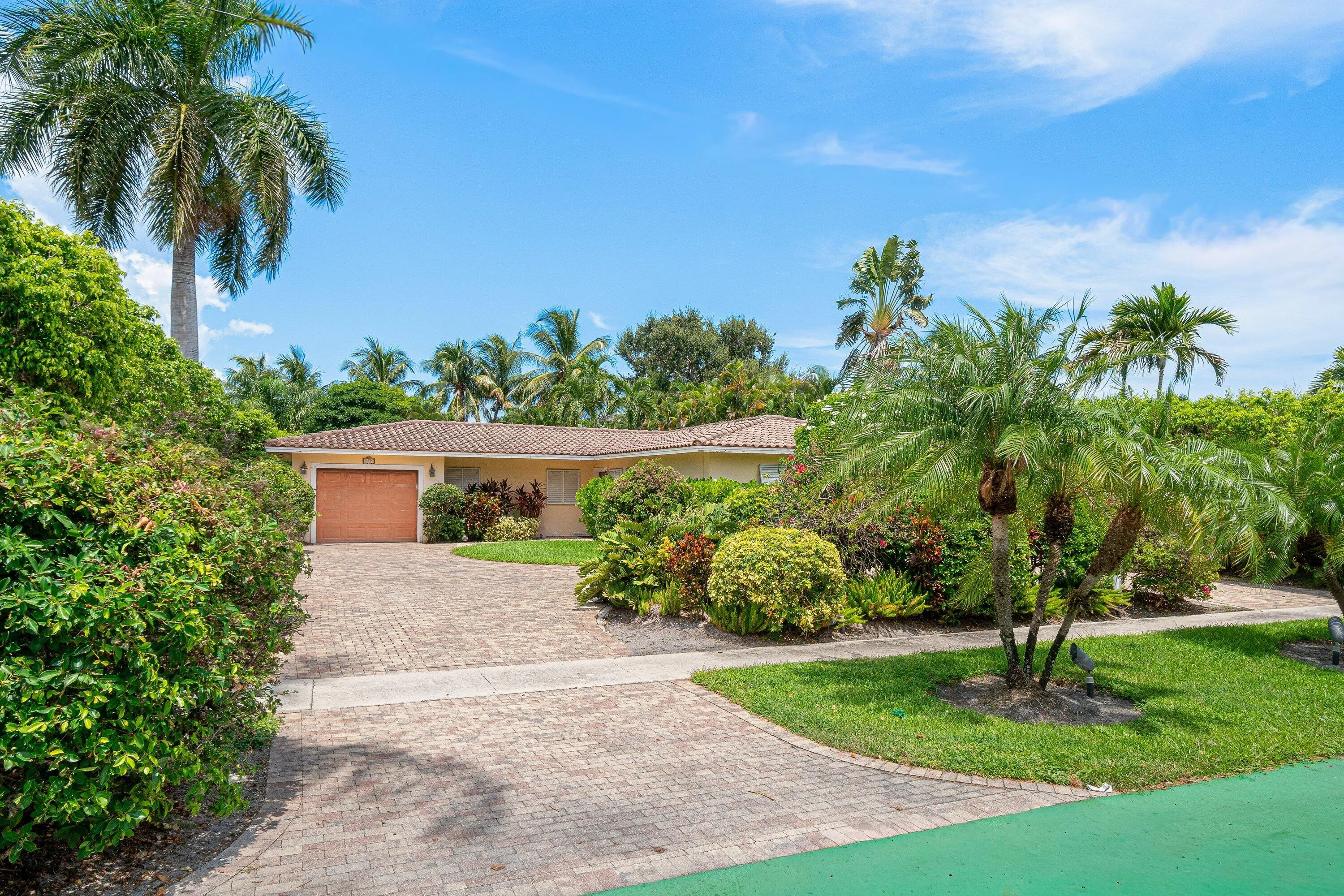 001-317Northeast2ndStreet-BocaRaton-FL-3