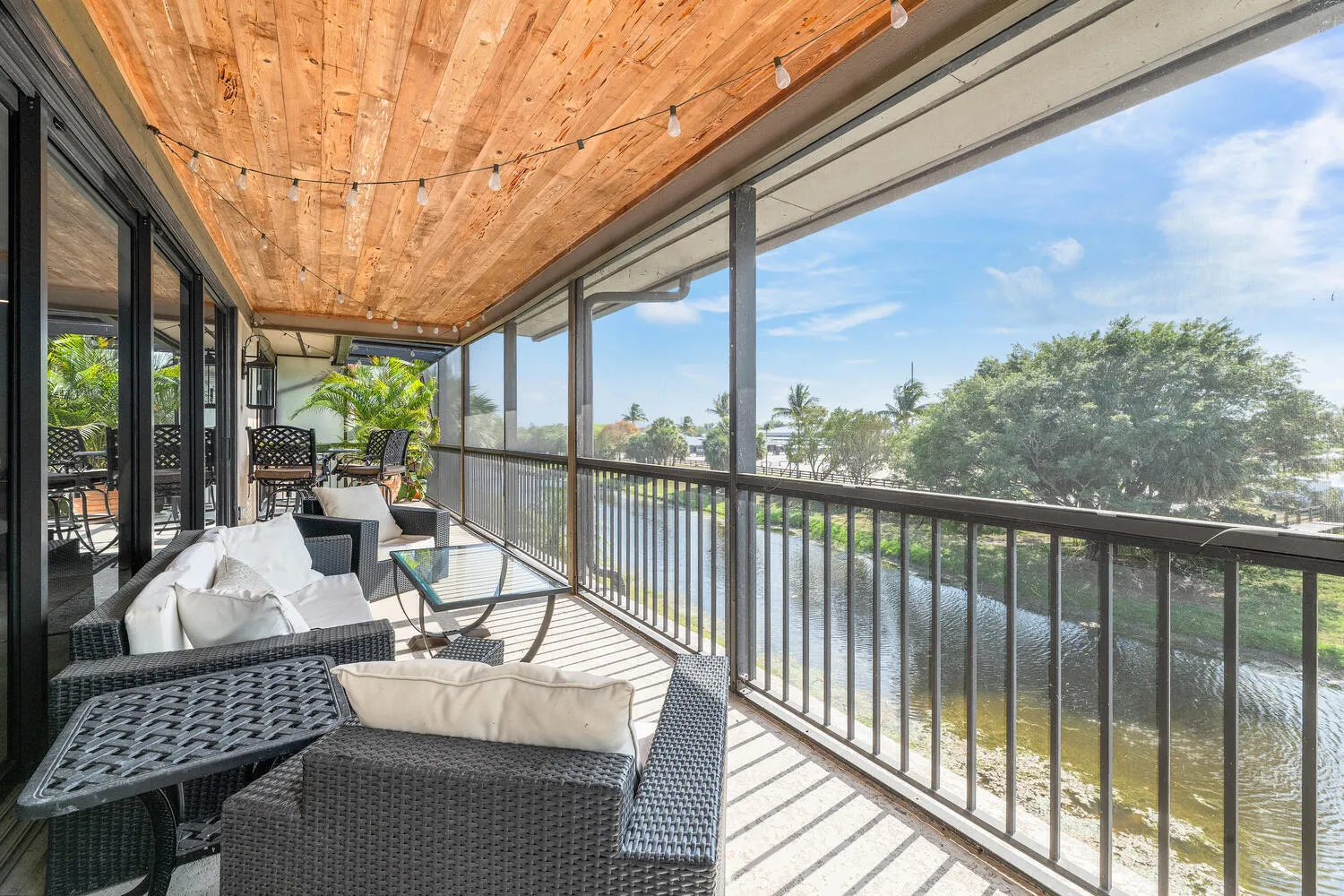 2785 Polo Island Dr Apt J301-large-067-0