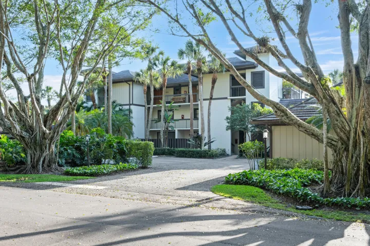 2785 Polo Island Dr Apt J301-large-071-0