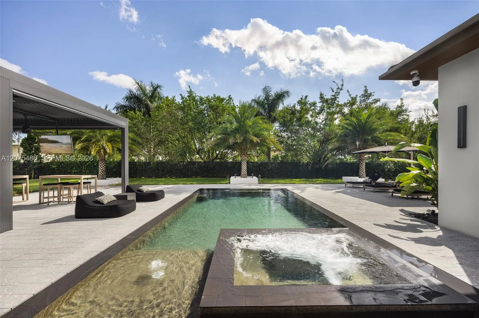 Property photo 44
