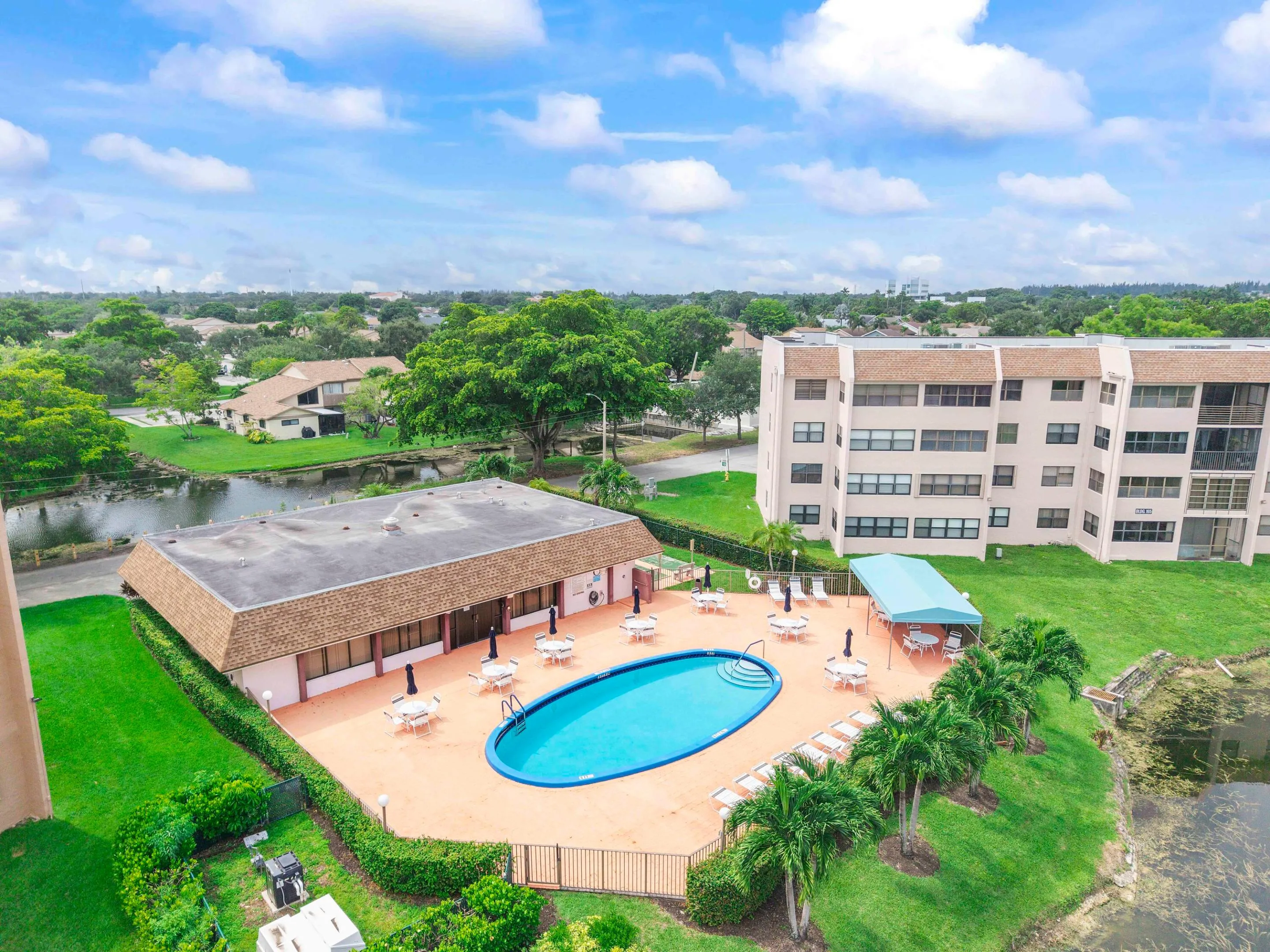 10444 Nw 30th Ct u307_011
