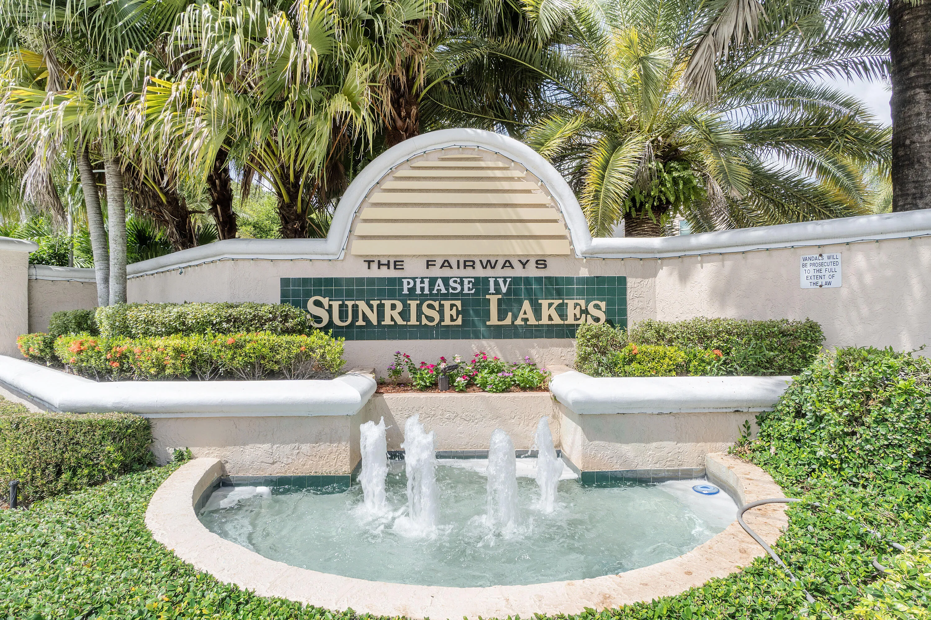 10155 NW 24th Pl U102_036