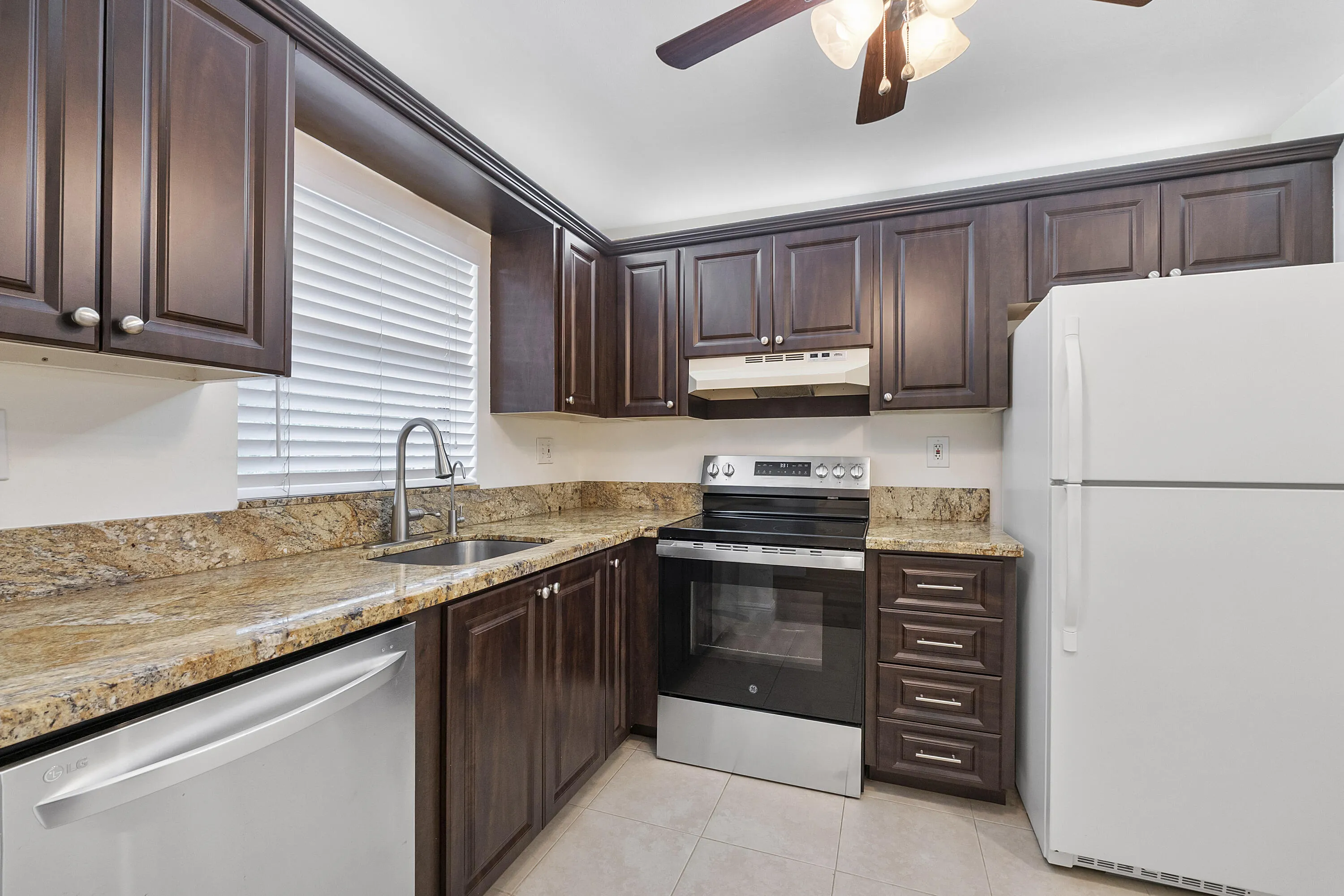 10444 Nw 30th Ct u307_015