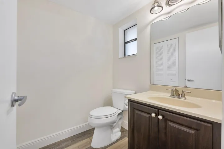 10444 Nw 30th Ct u307_031