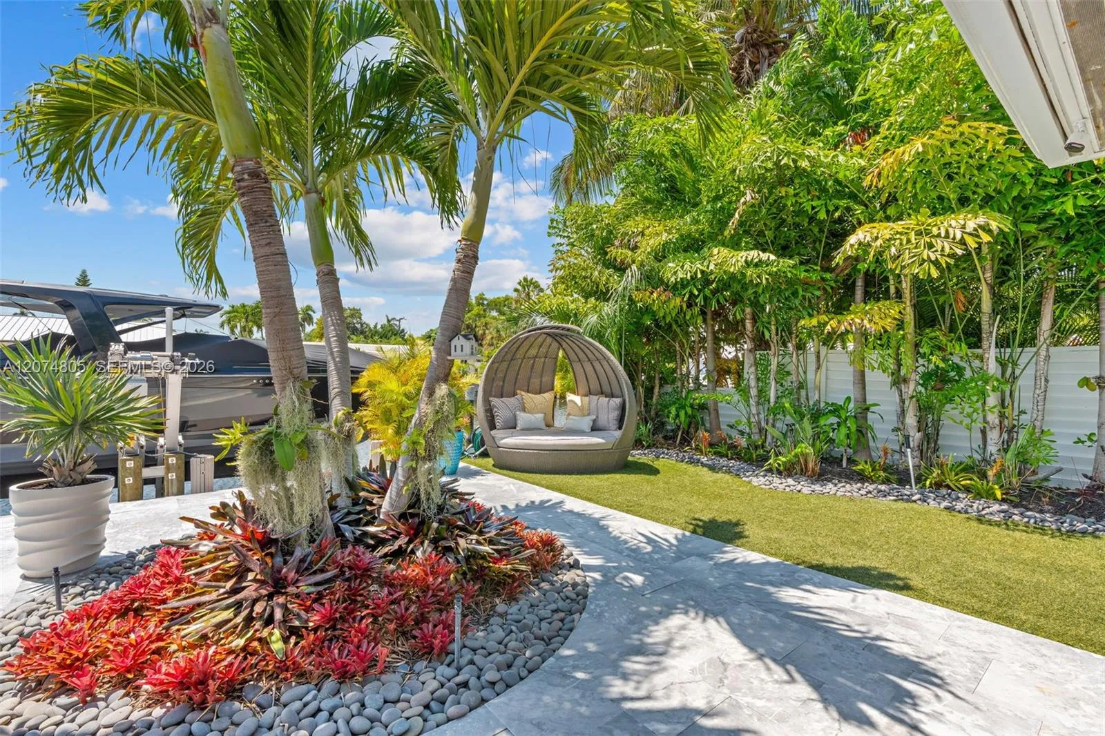 Photo 37