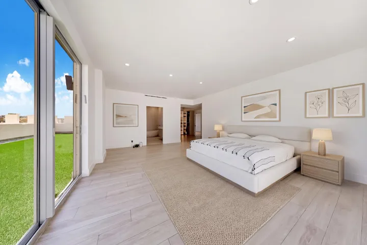 Primary suite