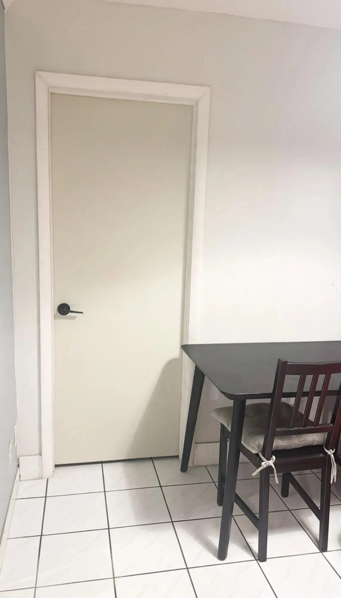 table_chair_mls