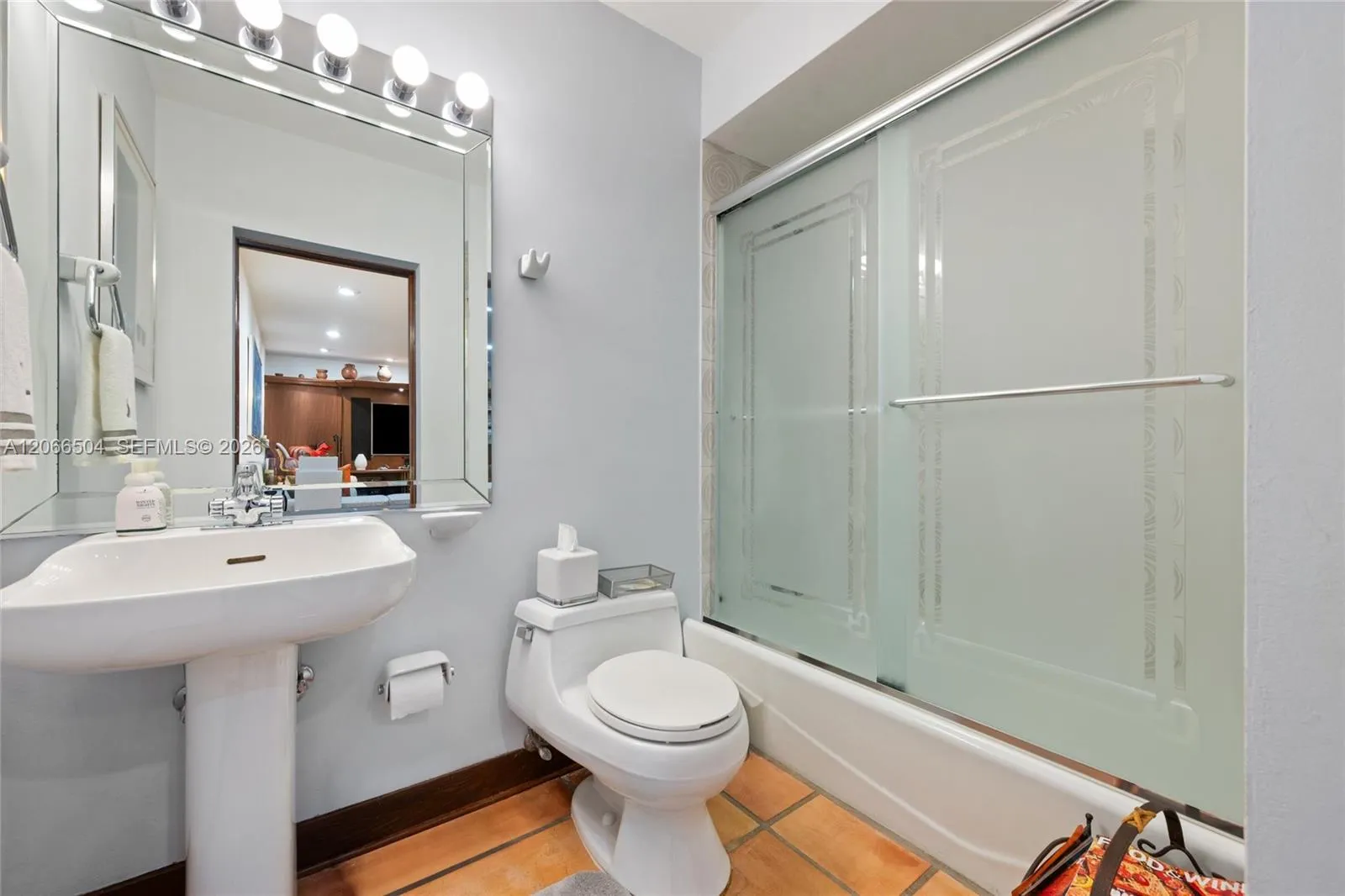 Property photo 24