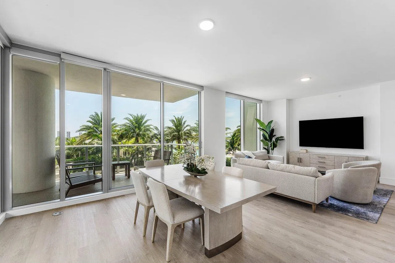 008-220LakeShoreDrive-702-LakePark-FL-33