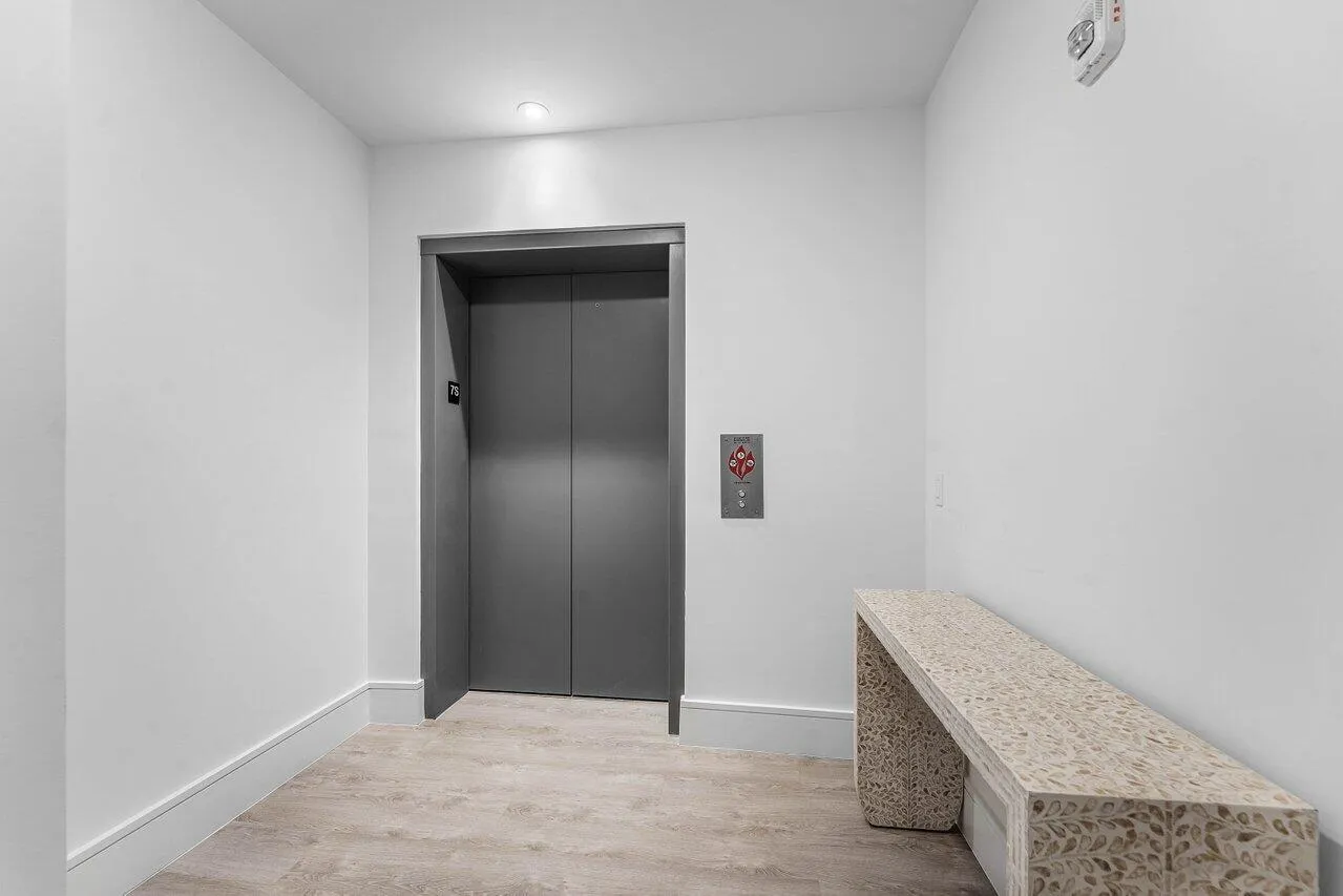 001-220LakeShoreDrive-702-LakePark-FL-33