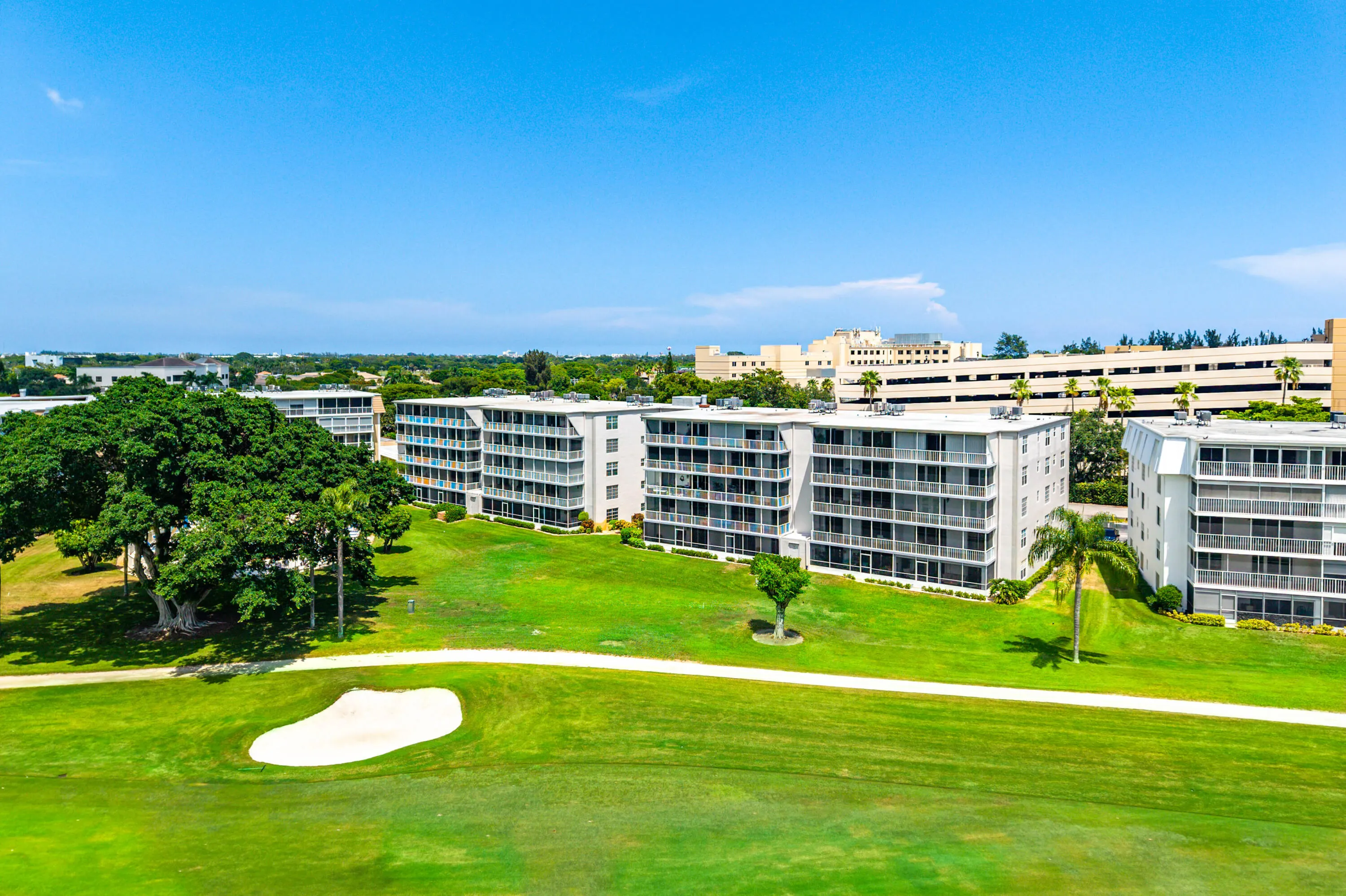 041-250JohnFKennedyDrive-107-Atlantis-FL