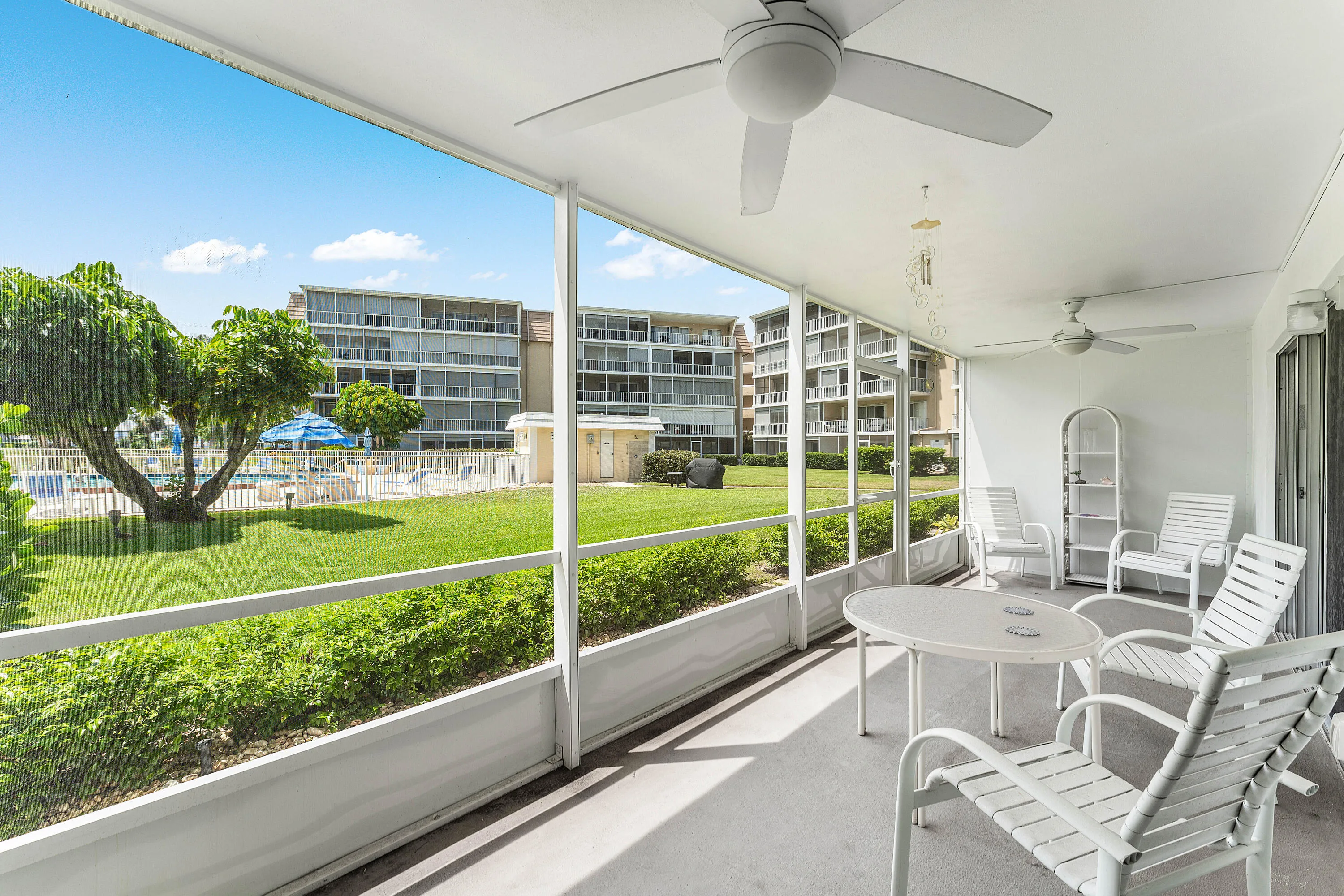 024-250JohnFKennedyDrive-107-Atlantis-FL