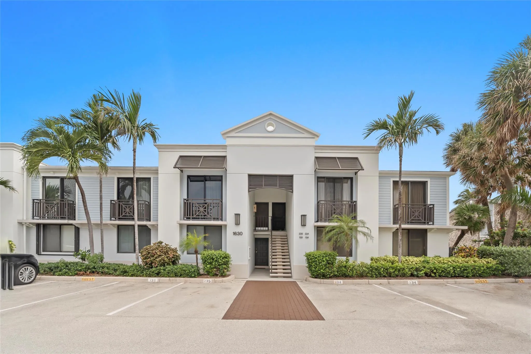 Front of unit/building