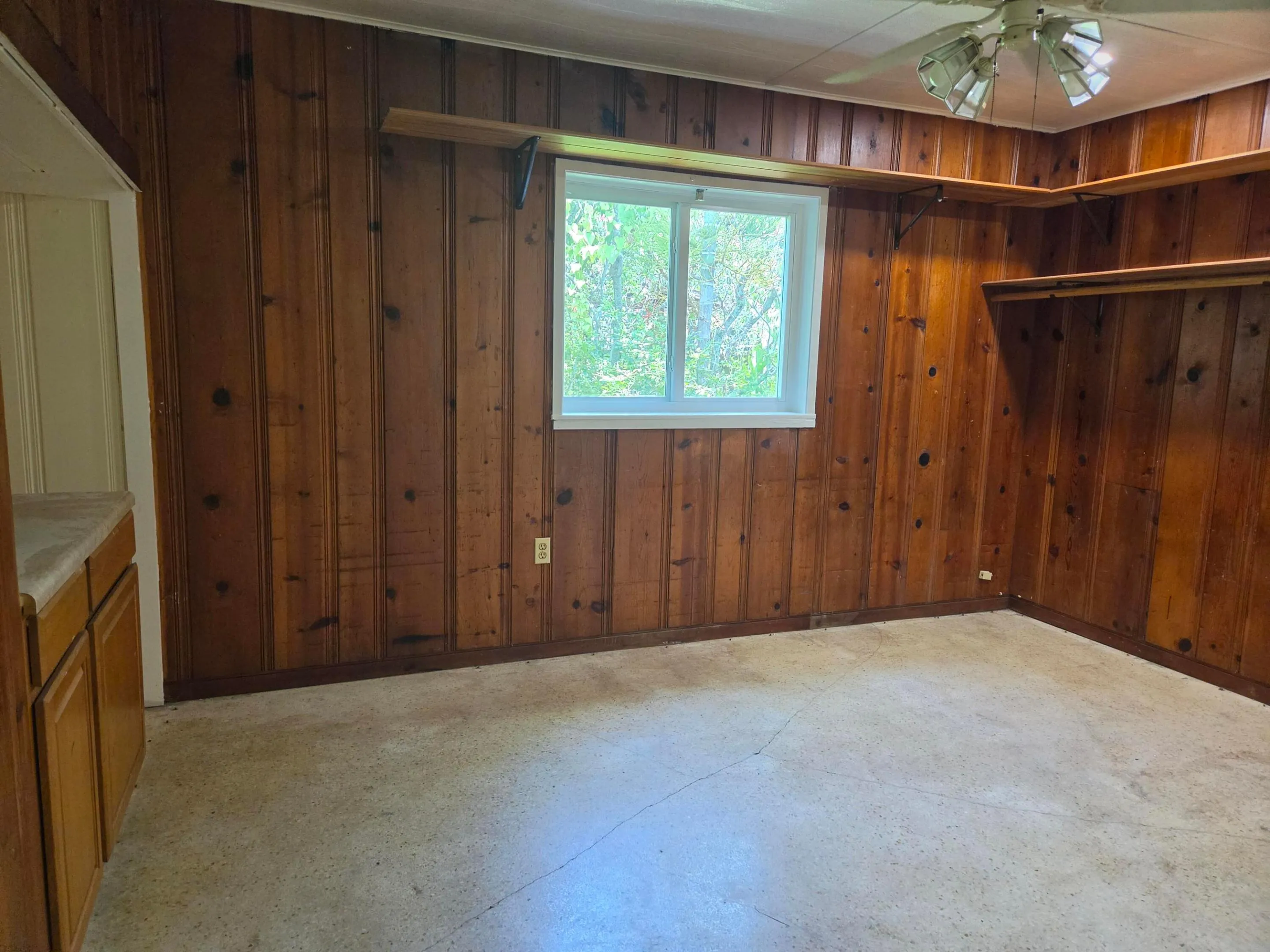 House - Bedroom 2