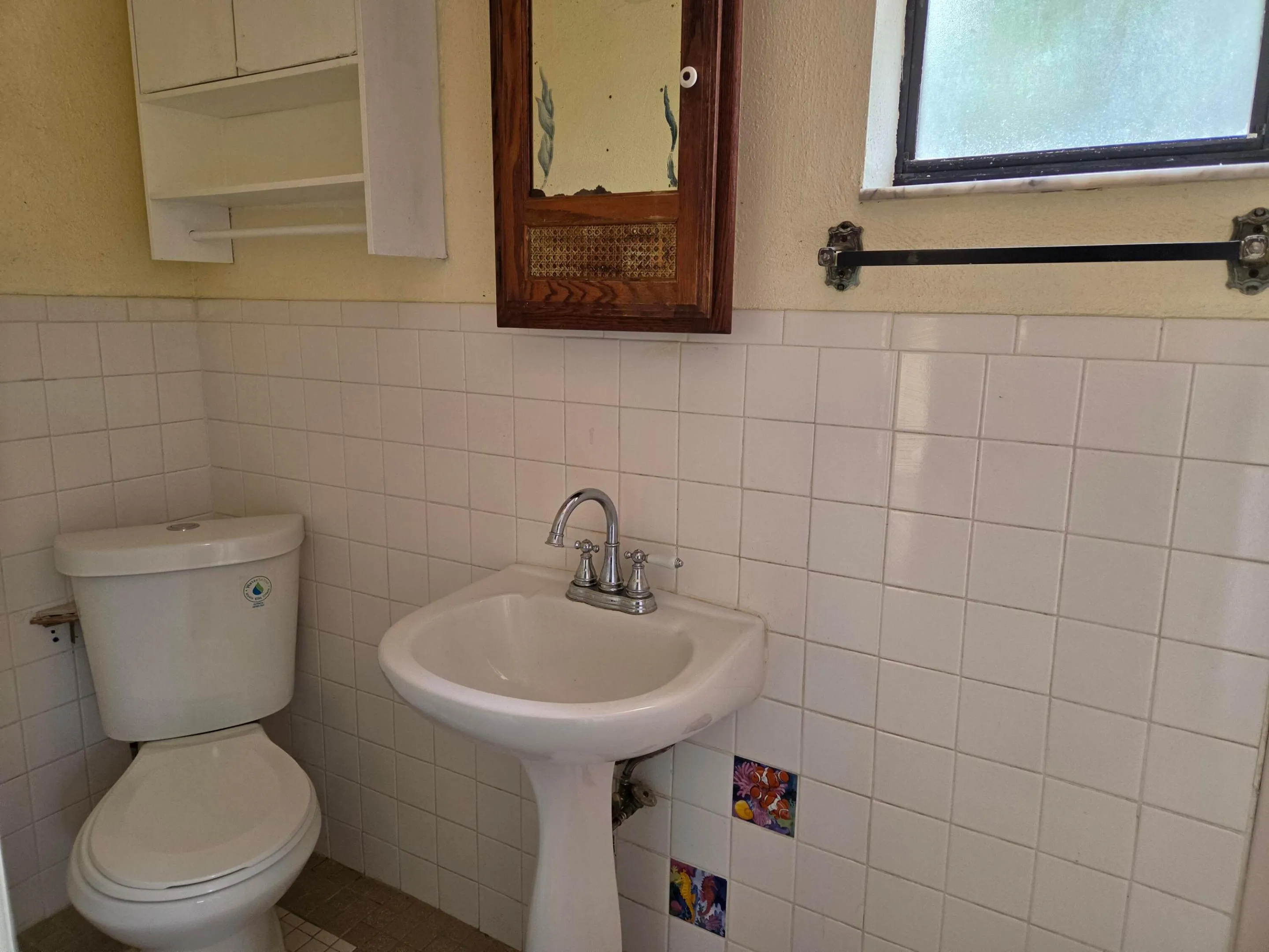 Unit 1 Bathroom