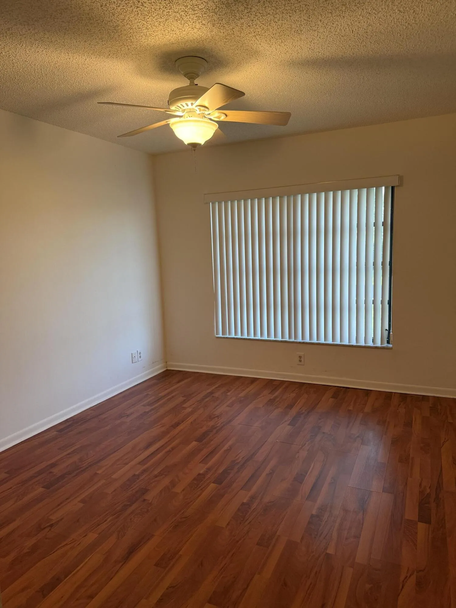 Walk-in & extra closet primary