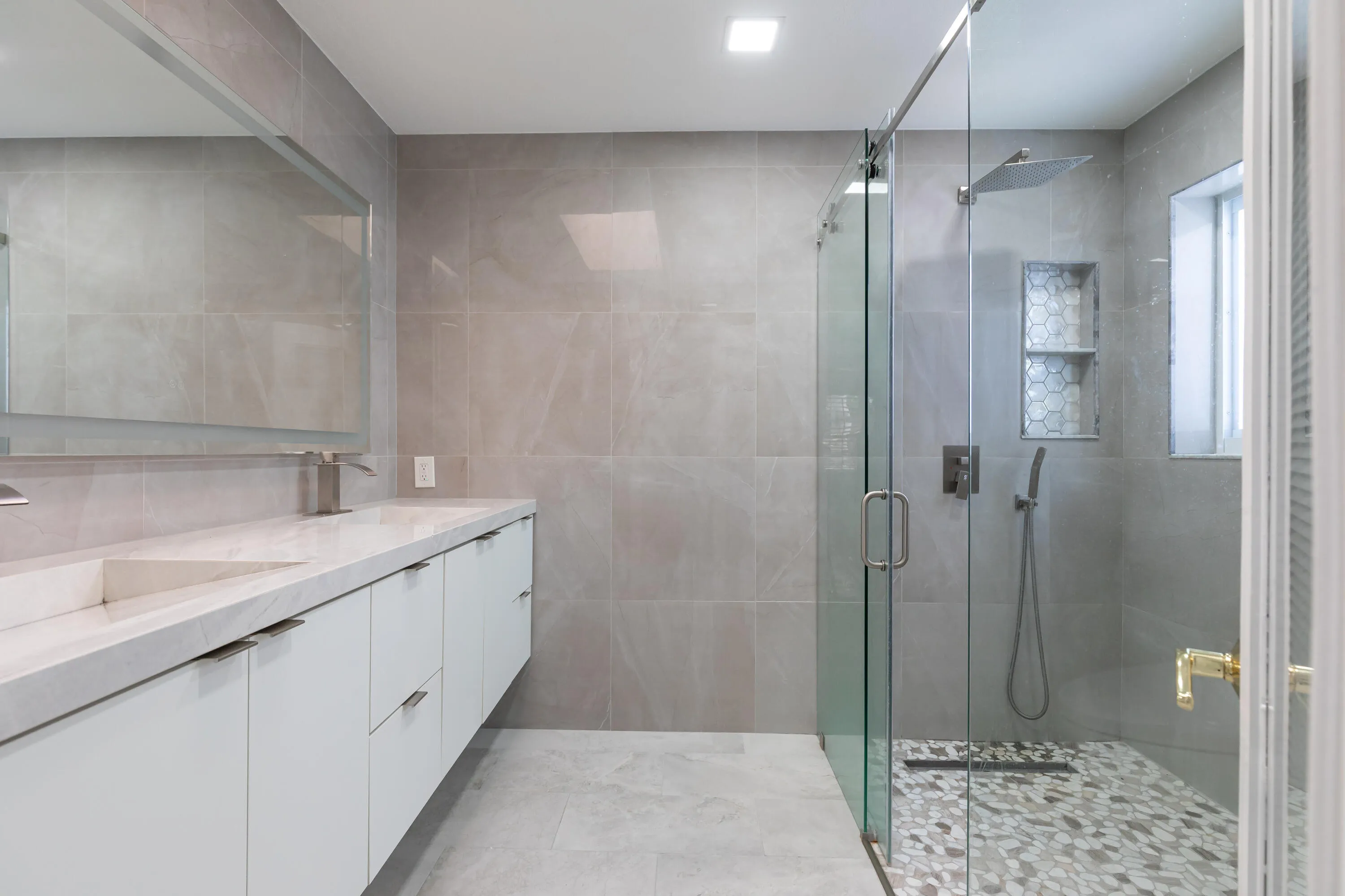 Bathroom3