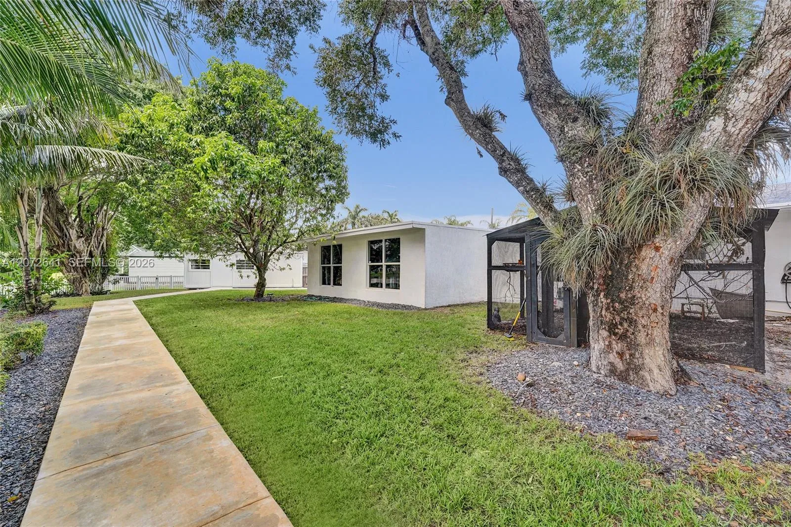 Photo 87