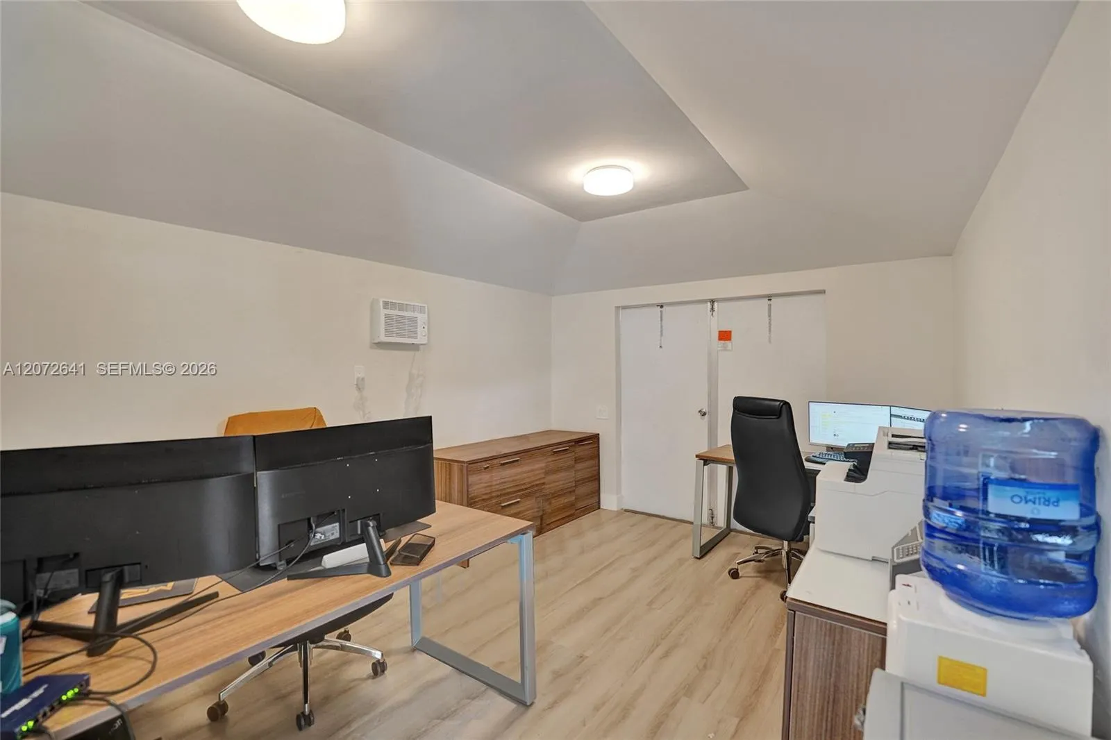Photo 98