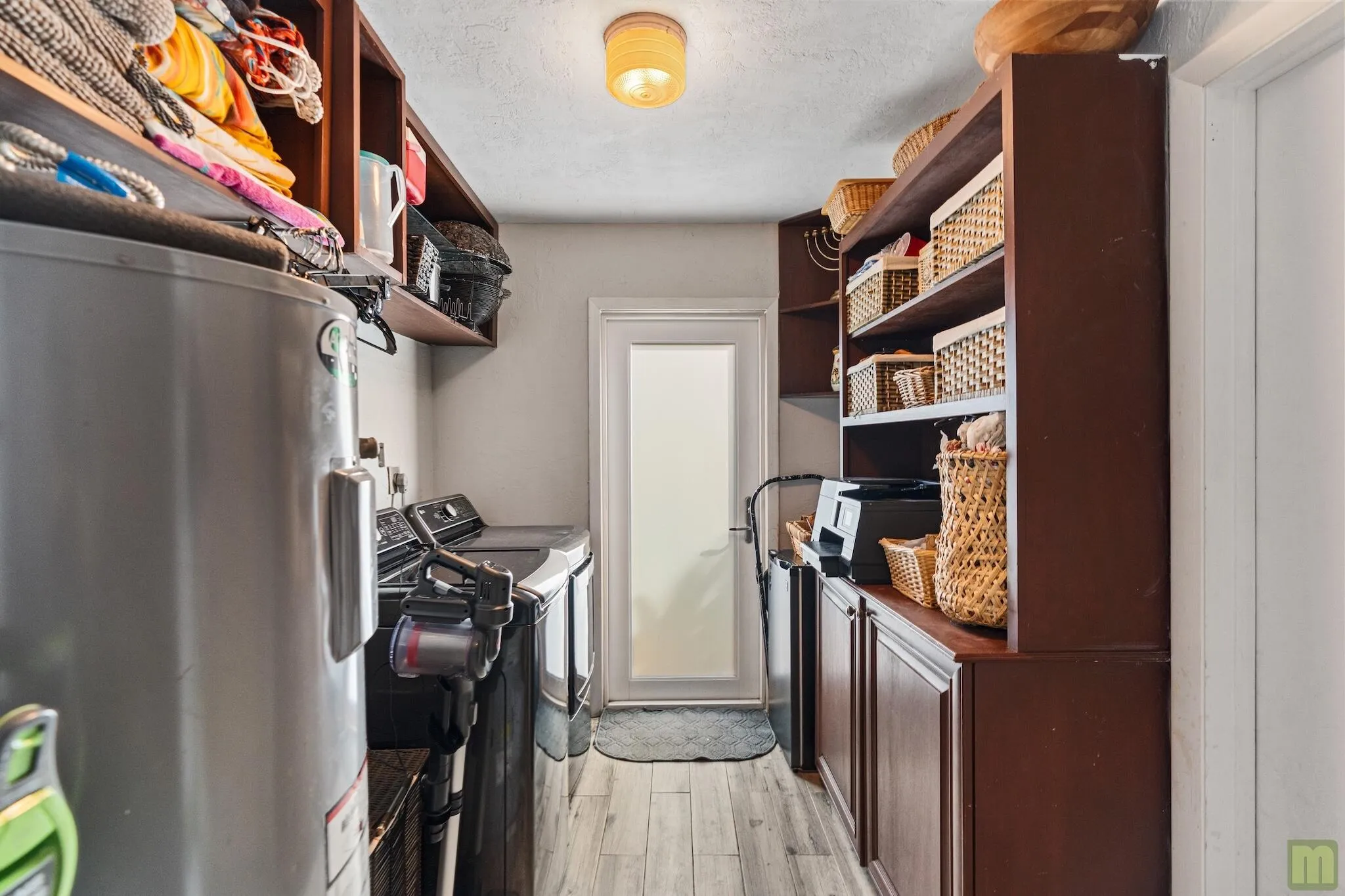 19 laundry1