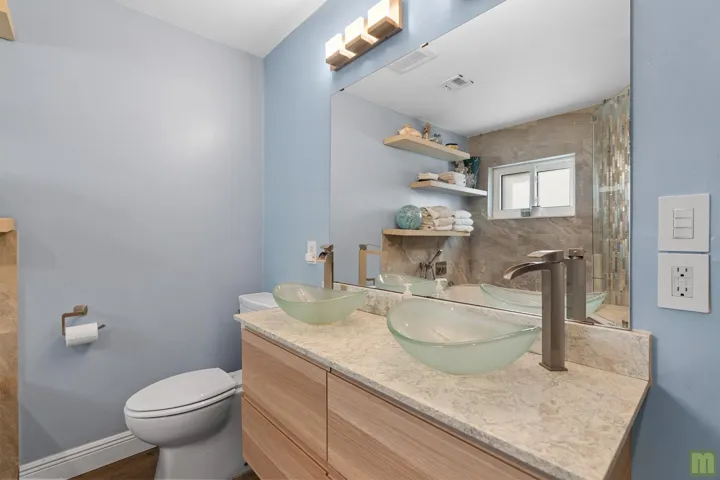 26 bath1b