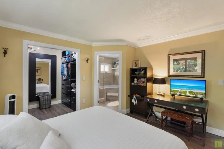 22 bed1b