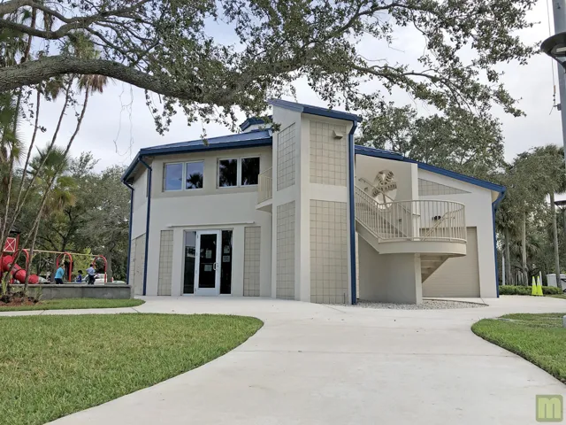 207 Windmill Office2