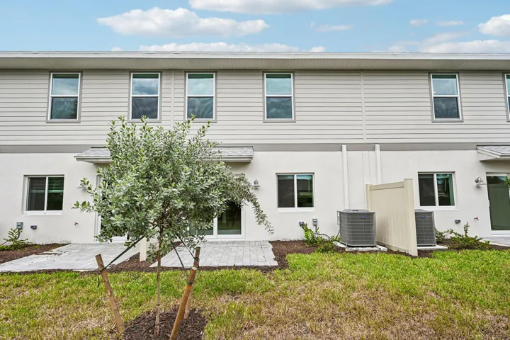 13001 SW Forli Wy Port St. Lucie FL (32)