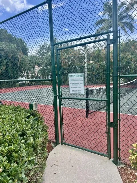 Tennis