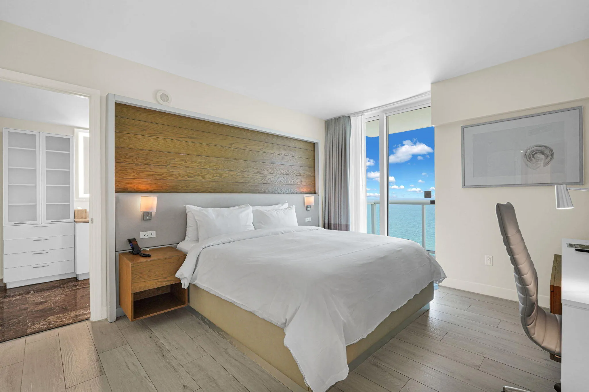 Plush King bed with and Ocean View