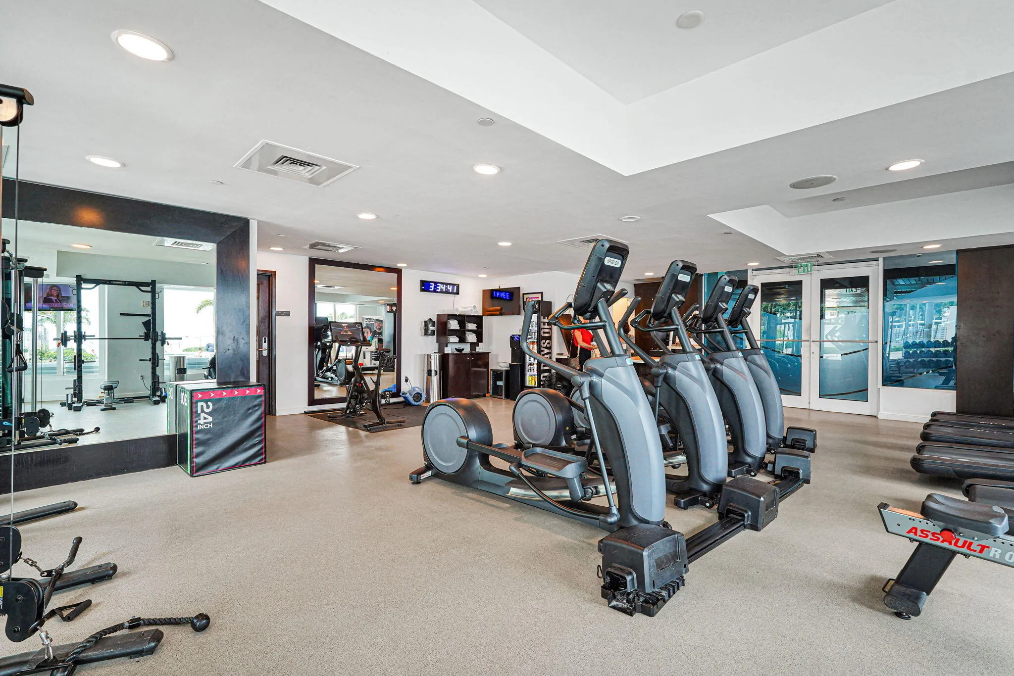 Spa Q, Fitness Center & Classes