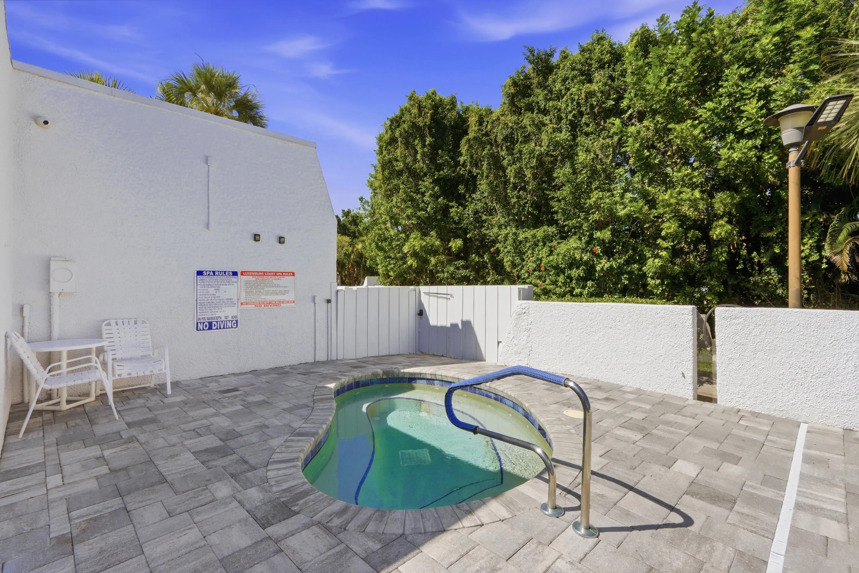 Hot Tub/Spa