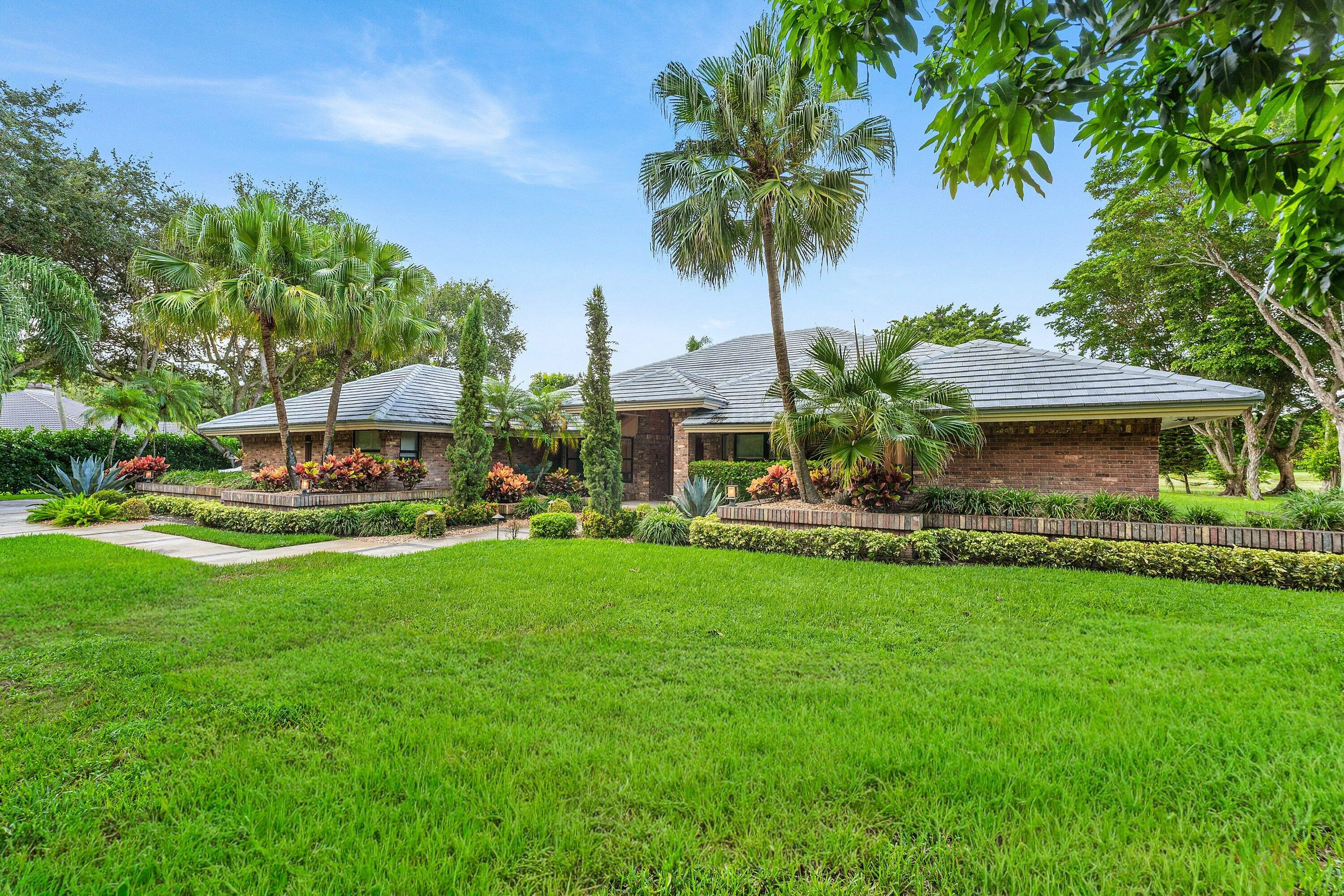 002-6911AnnapolisCourt-Parkland-FL-33067