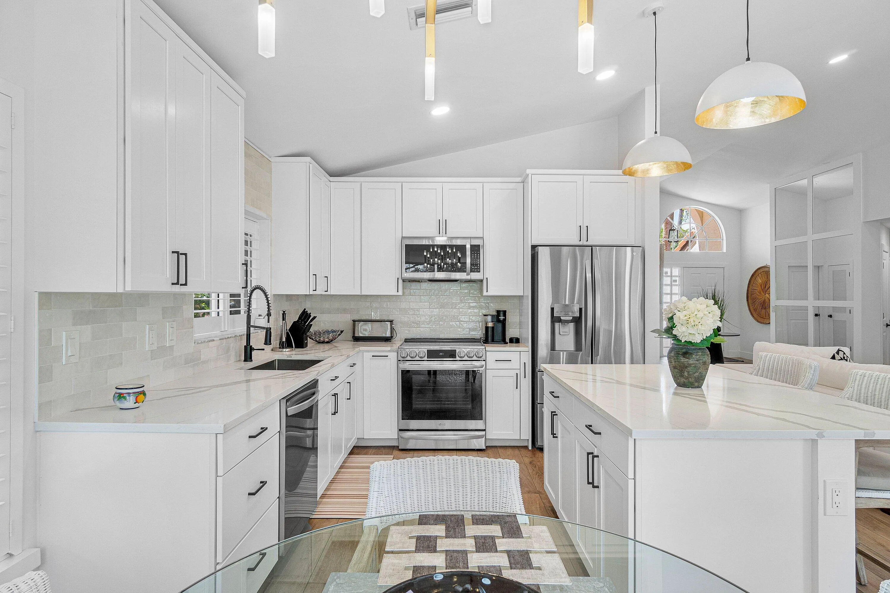 015-7164ViaPalomar-BocaRaton-FL-33433-SM
