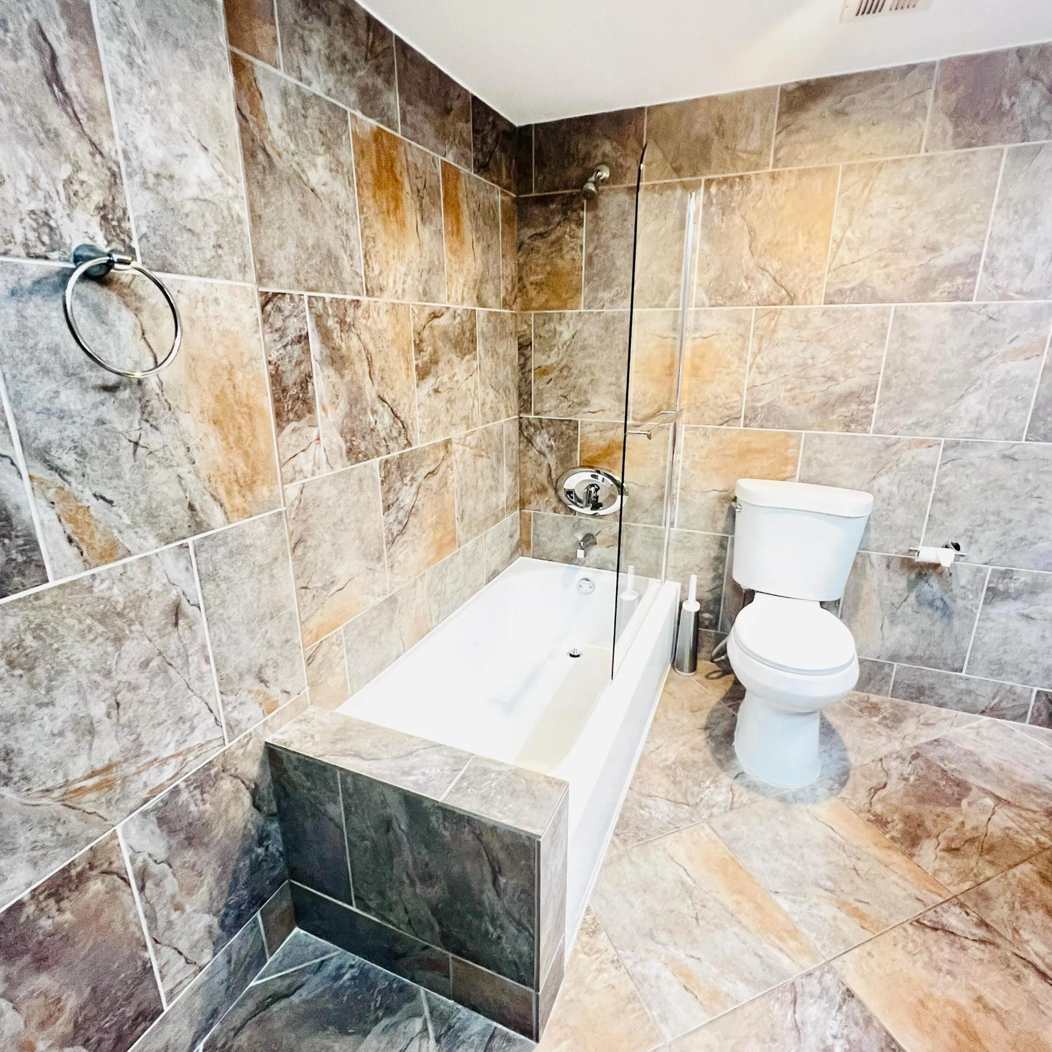 Master Bath with Tub-Shower