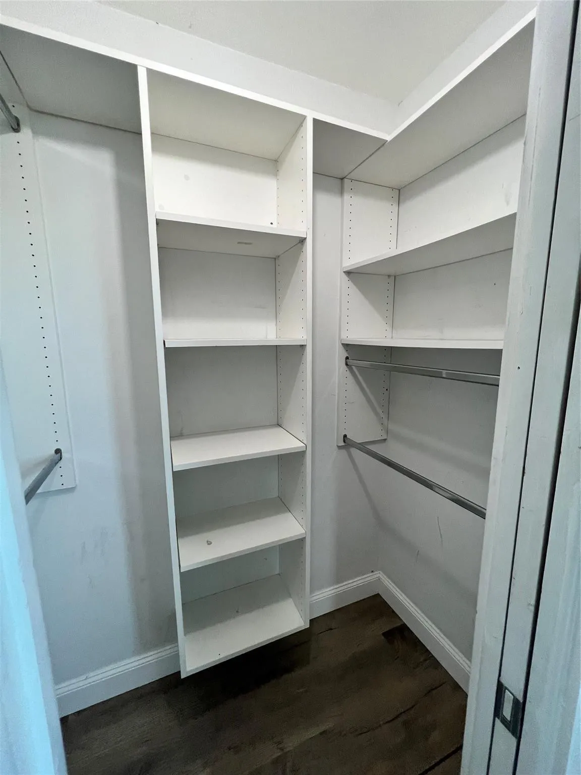Guest Bedroom Walk In Closet