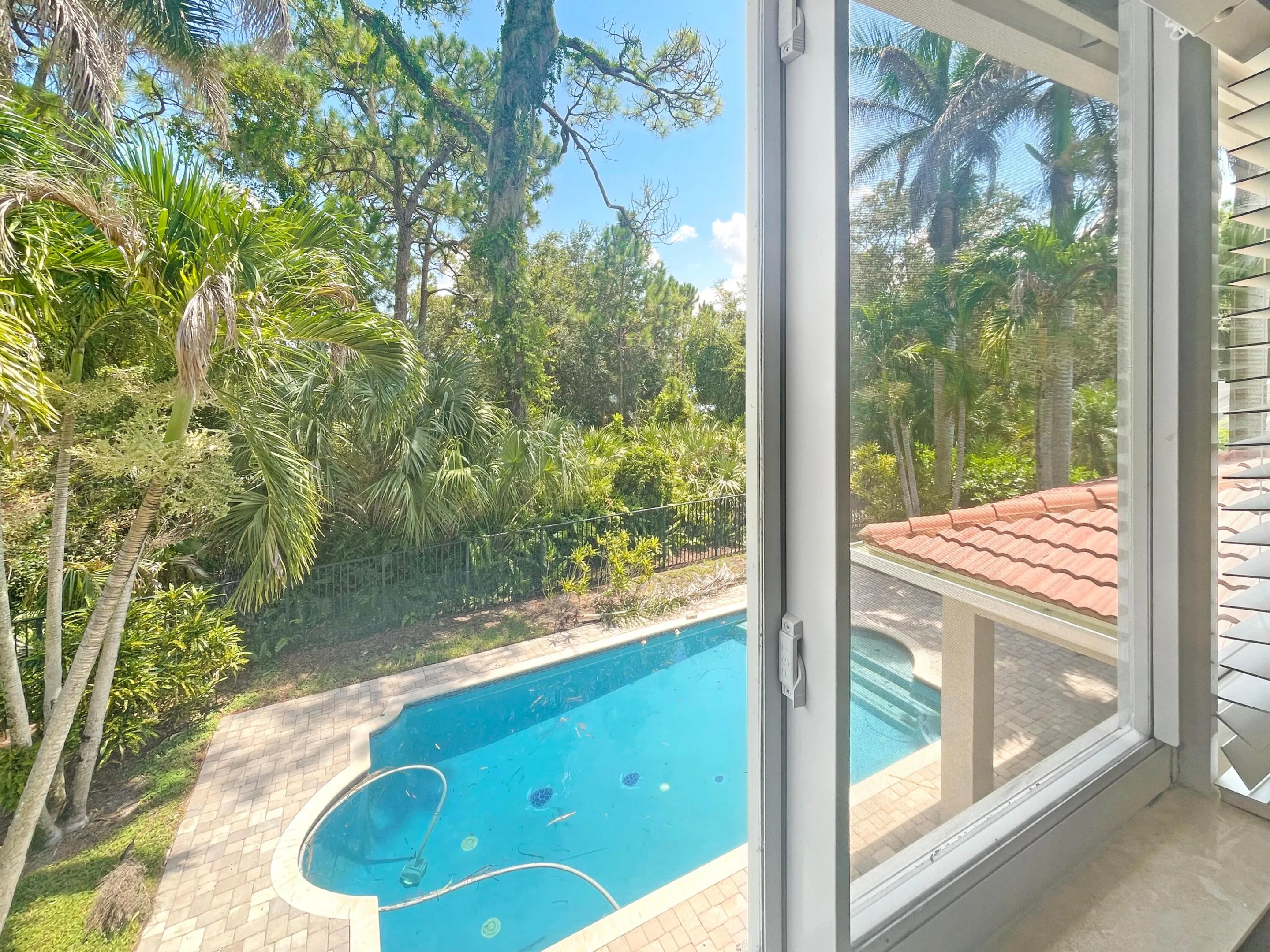 Property photo 25
