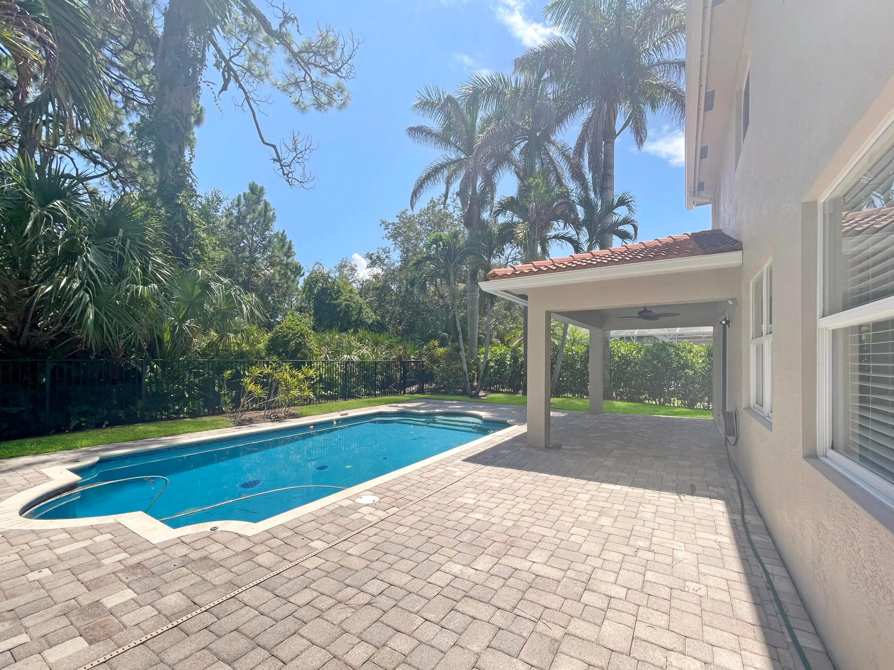 Property photo 37