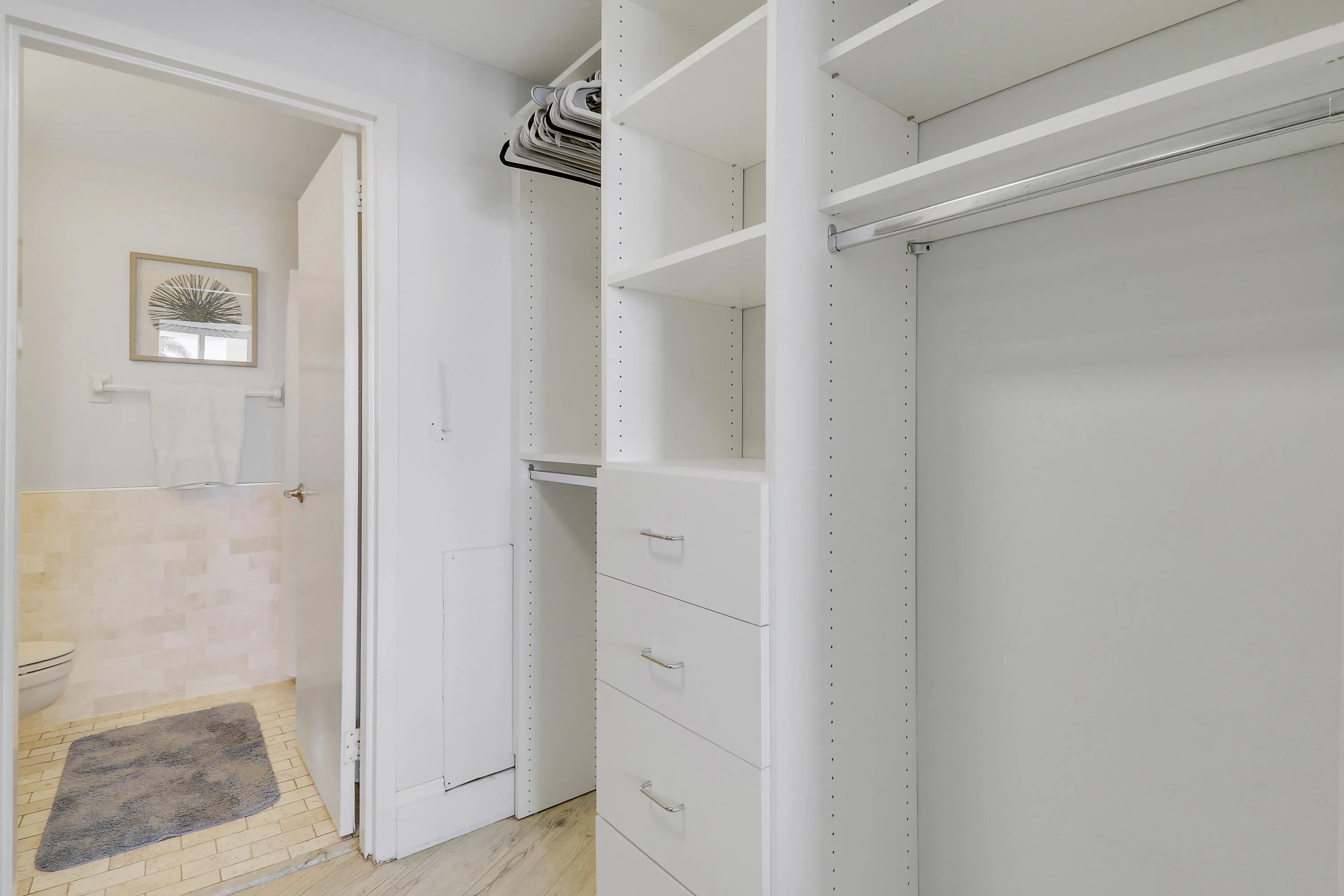 Bath/Closet