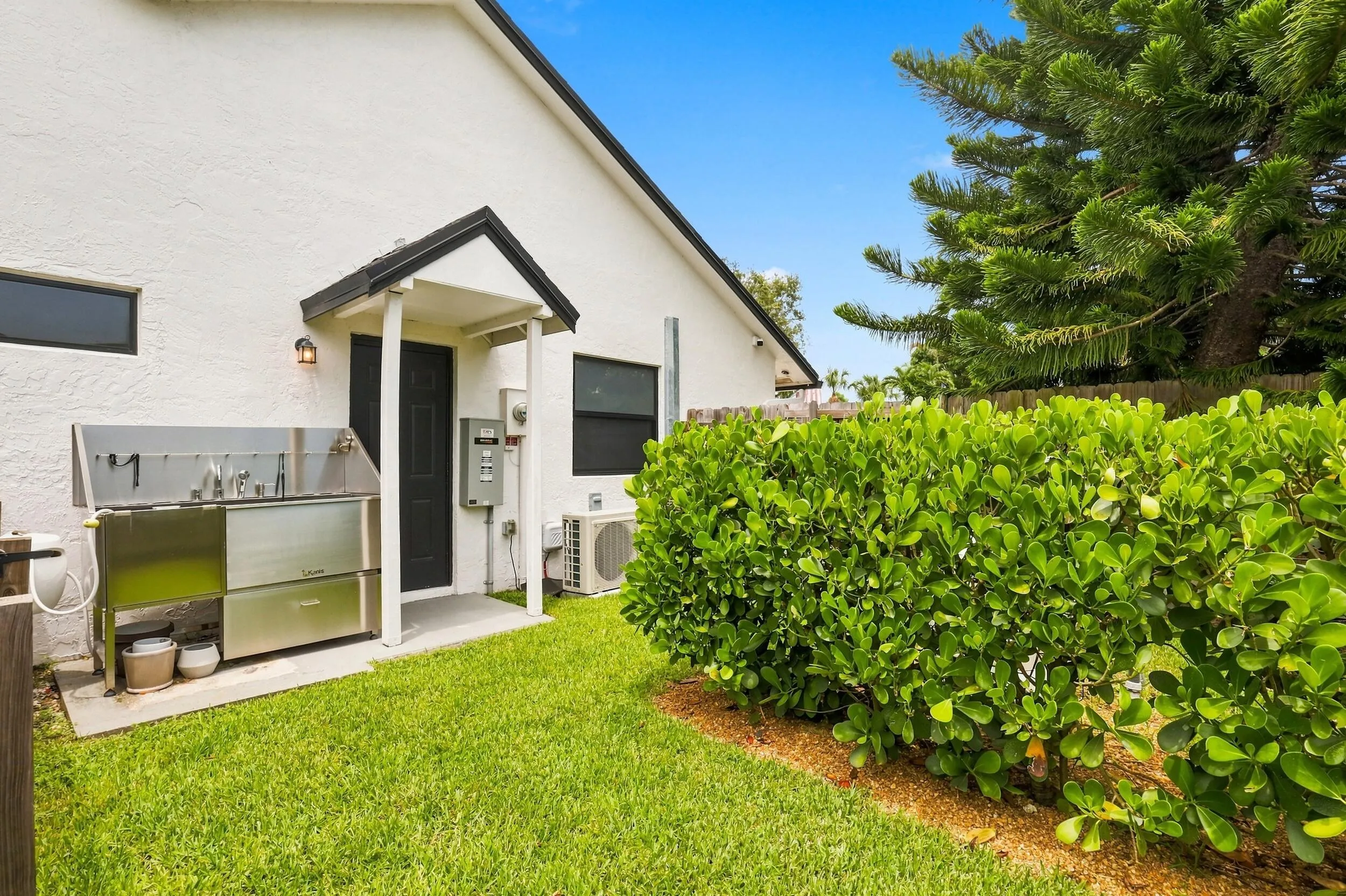 Property photo 63