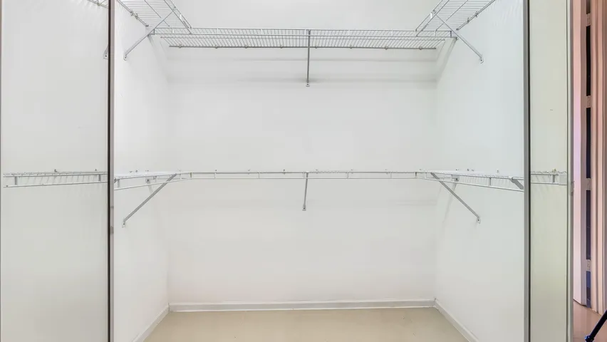 Main Bedroom Closet