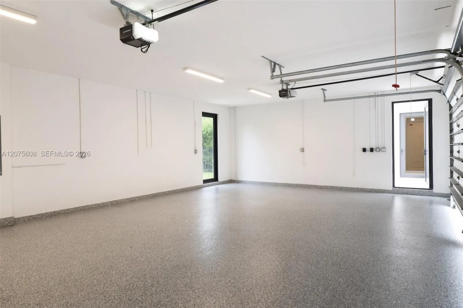 Property photo 80