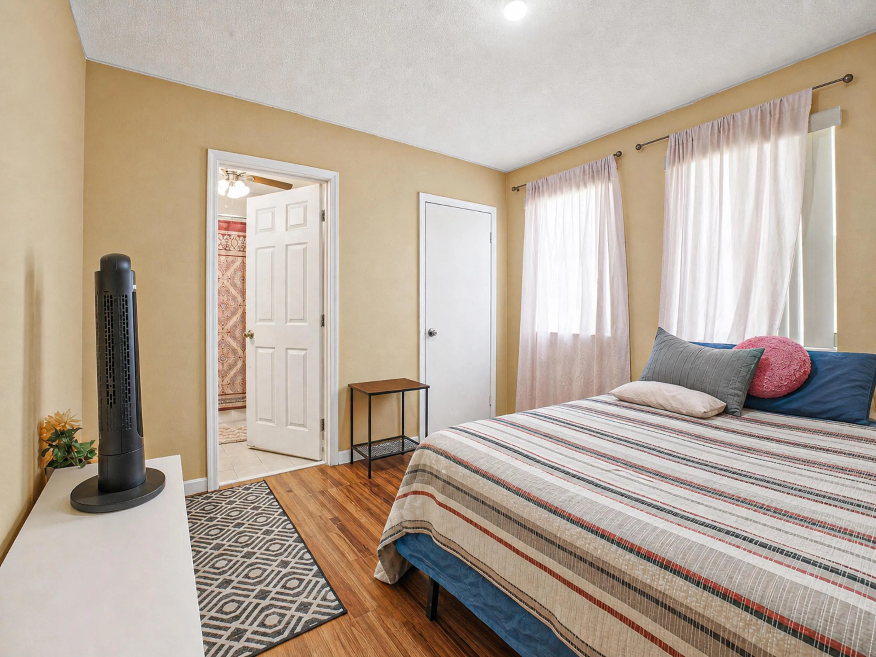 Bedroom4