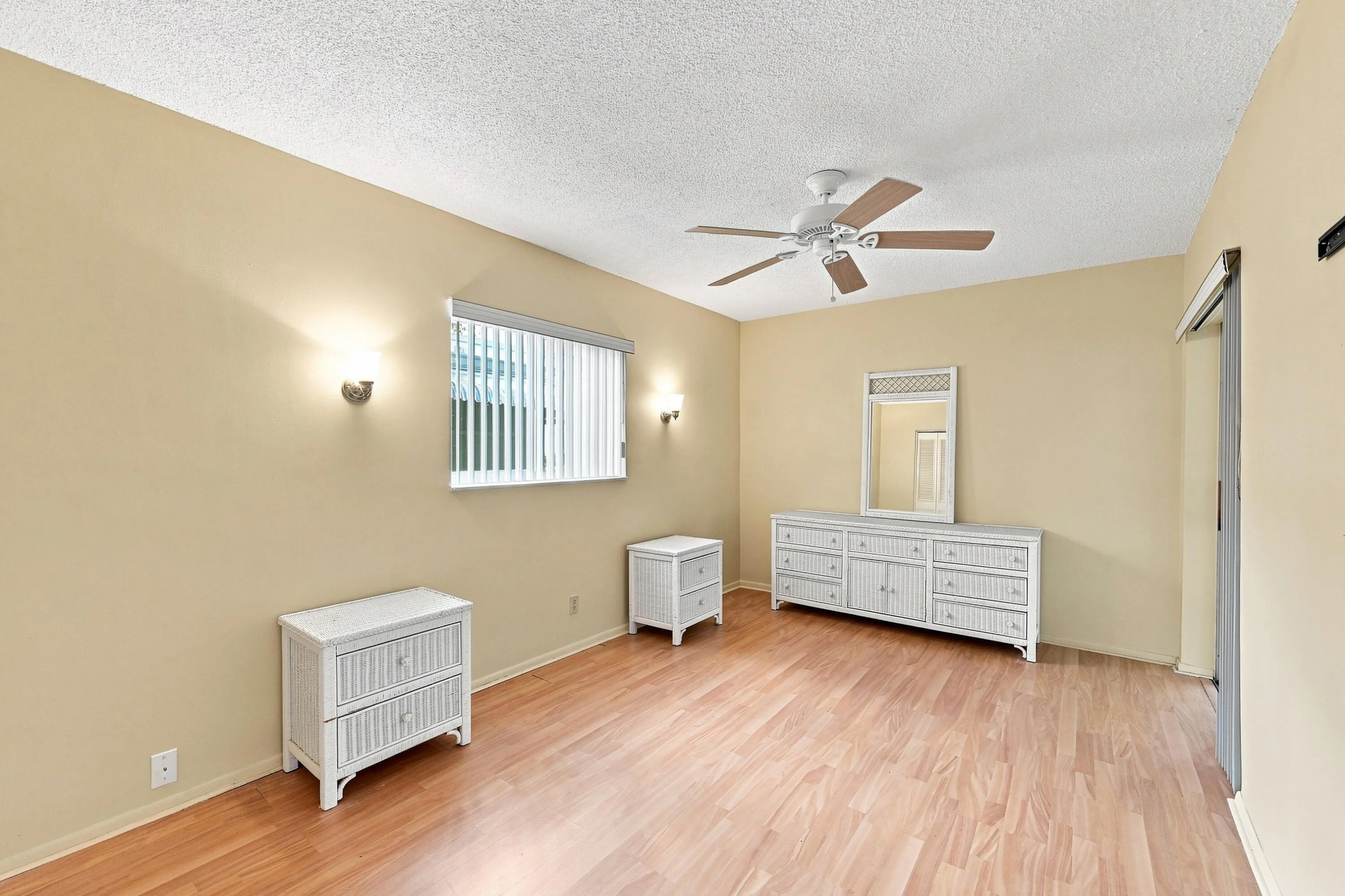18_stl_2643