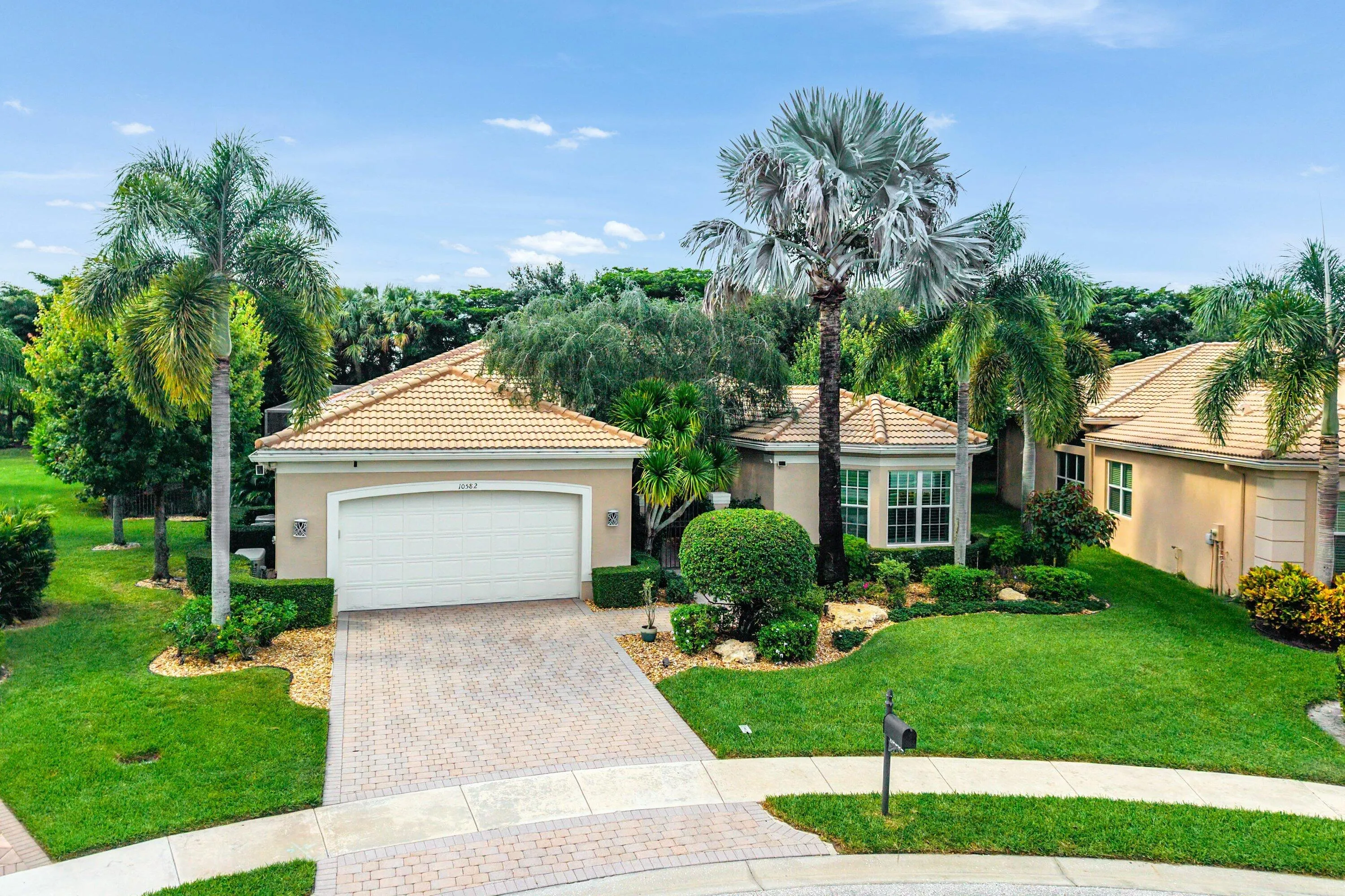 042-10582WhitewindCircle-BoyntonBeach-FL
